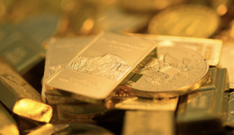 老鋪黃金，要上市了