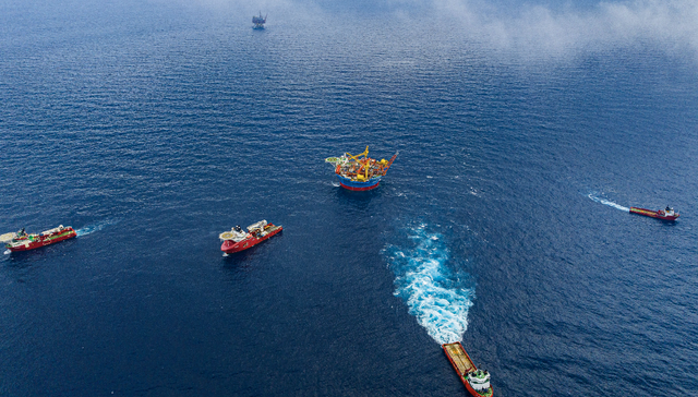 中国诞生首个原油产量超亿吨海上油田