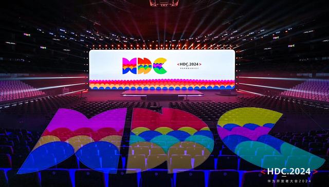 打破欧美垄断，纯血鸿蒙捅出一片天