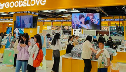 二次元の天生牙，老商場的轉生術