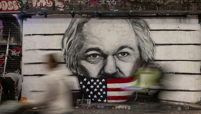 阿桑奇,维基揭秘,美国