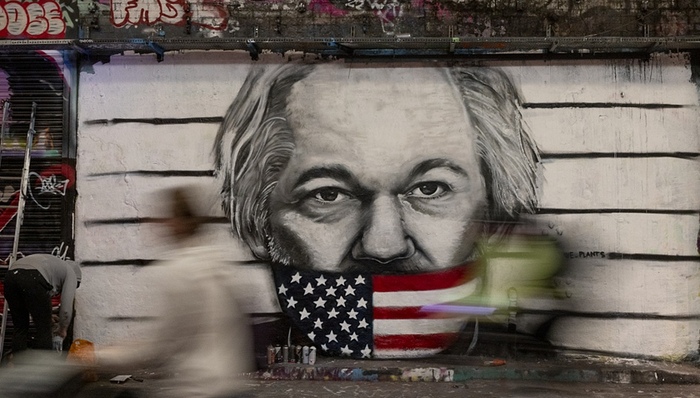 阿桑奇,维基揭秘,美国