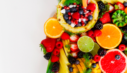 商超“賴賬”超百億，毀掉600億水果大王