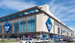 挤爆山姆的，不是有钱人