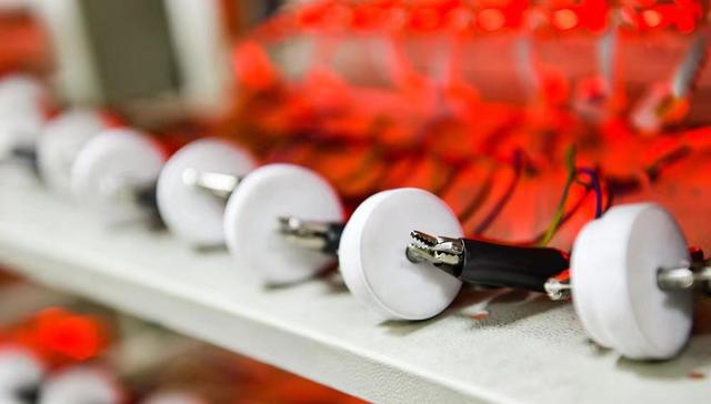 擦亮科技创新底色 杉杉股份卡位新能源、新型显示双赛道