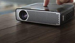 量額齊跌超2位數(shù)，618也“支棱”不起智能投影，這市場怎么了？