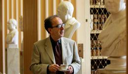 阿尔巴尼亚作家卡达莱今日辞世，享年88岁