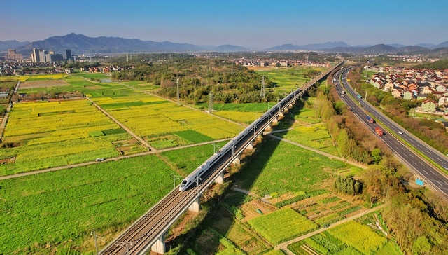 上半年,长三角铁路,旅客列车,半年报,中国铁路上海局集团有限公司,高铁,杭昌高忒,池黄高铁