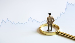 弘業(yè)期貨又因資管業(yè)務(wù)被責(zé)令改正，公募牌照尚無進(jìn)展