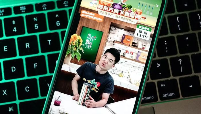 电厂 | 东方甄选，究竟要成为哪一种公司？