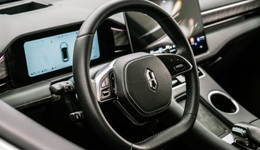 25億砸給華為，賽力斯準備帶“問界”走向世界？