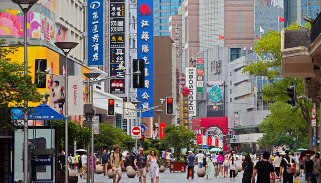 免签带火入境游，这些地方被外国游客“包围”了