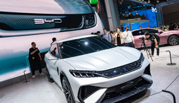 多家機(jī)構(gòu)將比亞迪全年銷(xiāo)量預(yù)測(cè)上調(diào)至400萬(wàn)輛