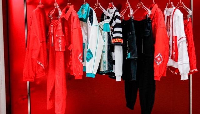 国潮降温，李宁焕新设计“中国李宁”