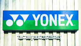 打工人，挤爆羽毛球馆