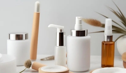 上半年，化妝品賣了2168億