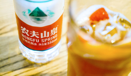 单瓶价格跌破8毛，“卖水”的生意彻底变了