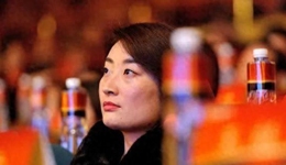 宗馥莉鬧辭職，誰主娃哈哈？