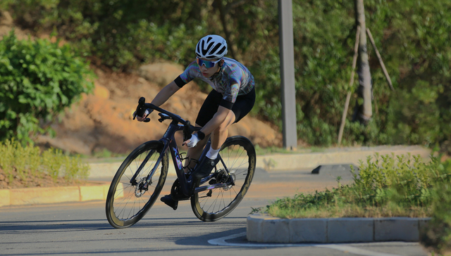 这个深圳自行车品牌成了环法强队赞助商