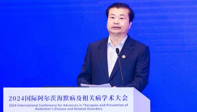 广药李楚源“被带走”：“销售天才”是这样成为争议人物的