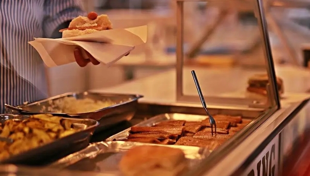 年轻人,超市,餐饮行业,市场需求,