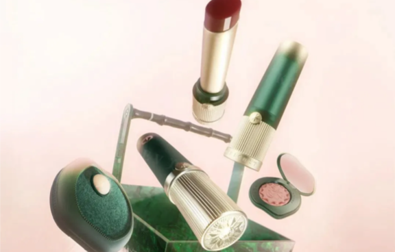 Girlcult蟠桃大会系列新品，The North Face又有新联名｜是日美好事物