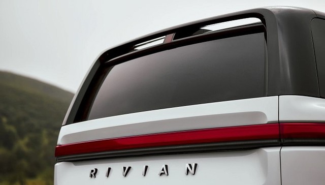 每卖一辆亏损3.2万美元的美国造车新势力维持全年产量指引