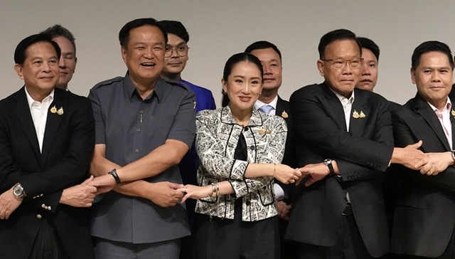 泰国,总理,他信,女儿,贝东丹