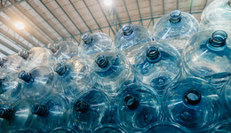 瓶片期貨獲批8月底在鄭商所上市交易，將提升中國在聚酯產(chǎn)業(yè)鏈定價影響力