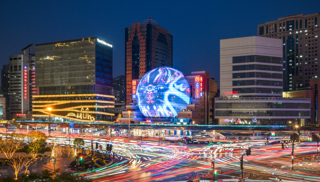 上海商圈开启流量争夺战，瑞安新天地尝鲜IP新玩法