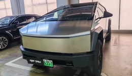 特斯拉賽博皮卡現(xiàn)身天津，二手平臺(tái)抬價(jià)到350萬(wàn)