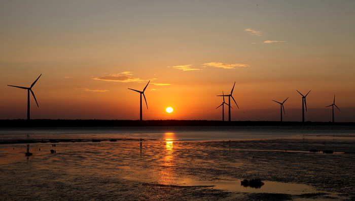 公告快评｜大兴川电站缓建损失8.16亿，国电电力上半年净利仍翻倍