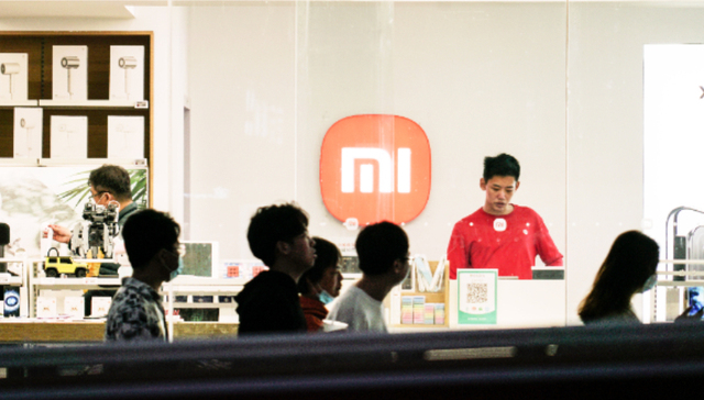 小米靠跑赢大盘的手机业务守住了业绩增长