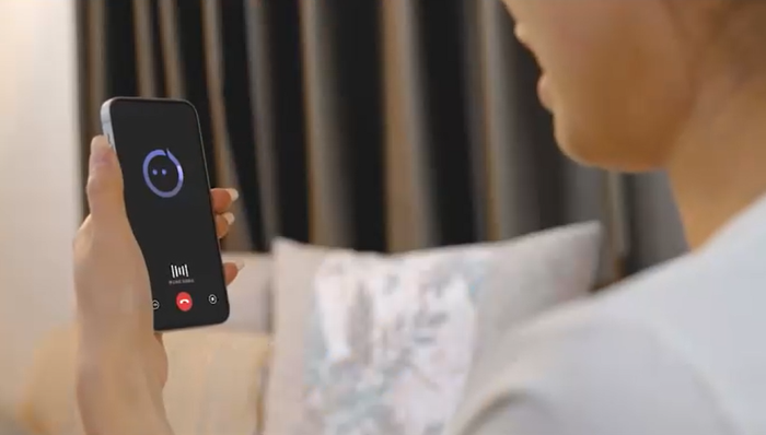 电厂 | 领先OpenAI落地，讯飞版“Her”迭代20亿台终端