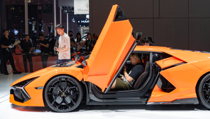 保时捷,法拉利,玛莎拉蒂,兰博基尼,广汇汽车,迈凯伦,汽车经销商,车圈观察