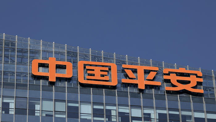 电厂 | 中国平安重回增长轨道 上半年净赚746亿