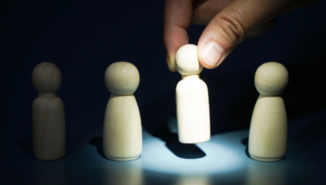 上市药企,辞职,职务犯罪,董事长