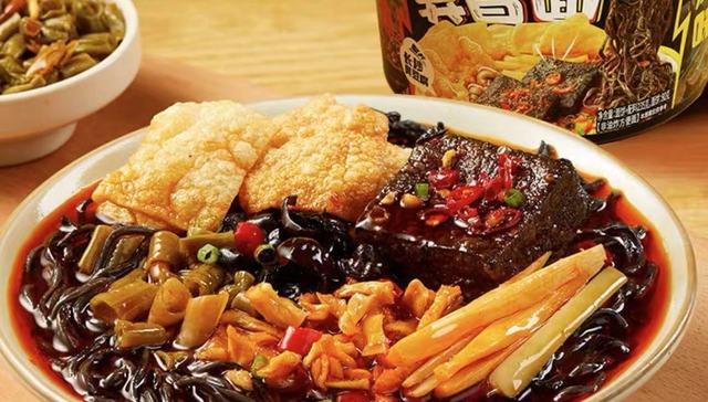 沉迷奇葩口味的白象再推“香臭面”