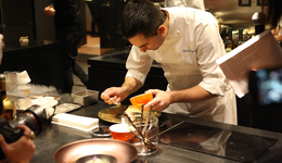 餐饮界“天花板”，塌了？