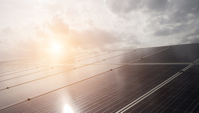 大厂开工率降至约60%，光伏硅片全面涨价