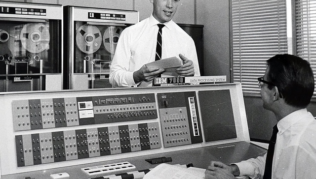 商业头条No.41 | IBM败走中国