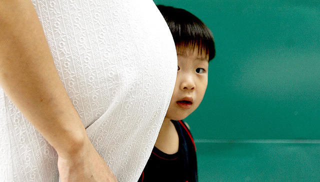 【观察】出生人口创历史新低，韩国会成为世界上第一个“消失的国家”吗？