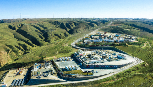 中国最大油气田累产油气当量突破10亿吨