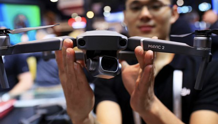 谁是大疆背后的“高人”？ | 电厂