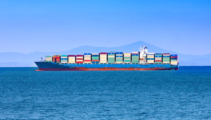 欧美航线运价从高位暴跌，加班船加剧运价下跌速度