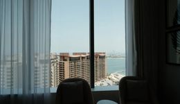 月子中心，開始“入侵”酒店