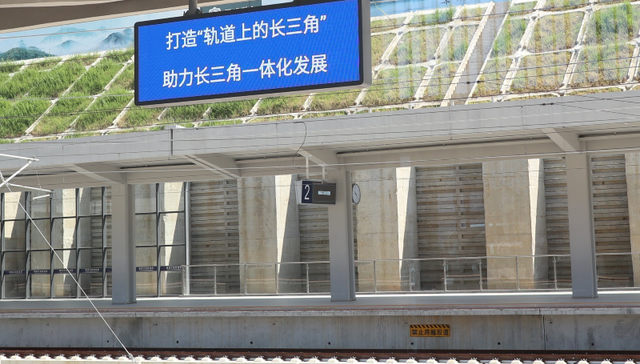 杭温高铁通车，将如何影响沿线近3000万人口和万亿产业