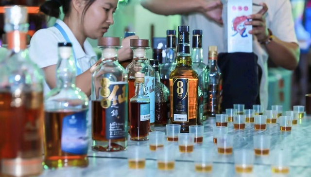 本土威士忌欲培养年轻客群，他们瞄准了消费下沉机会| 国产威士忌行业观察②