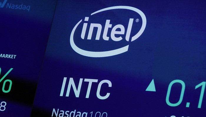 负面缠身的英特尔启动改革