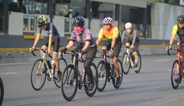 年轻人疯玩的骑行，带火年入过亿的生意